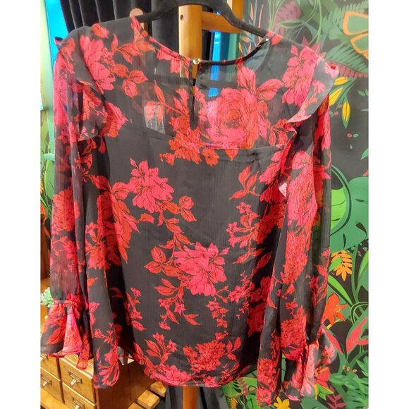 NEW Roz and Ali Plus Size Black and Red Floral Chiffon Top. Ruffles. 1X - Picture 2 of 14